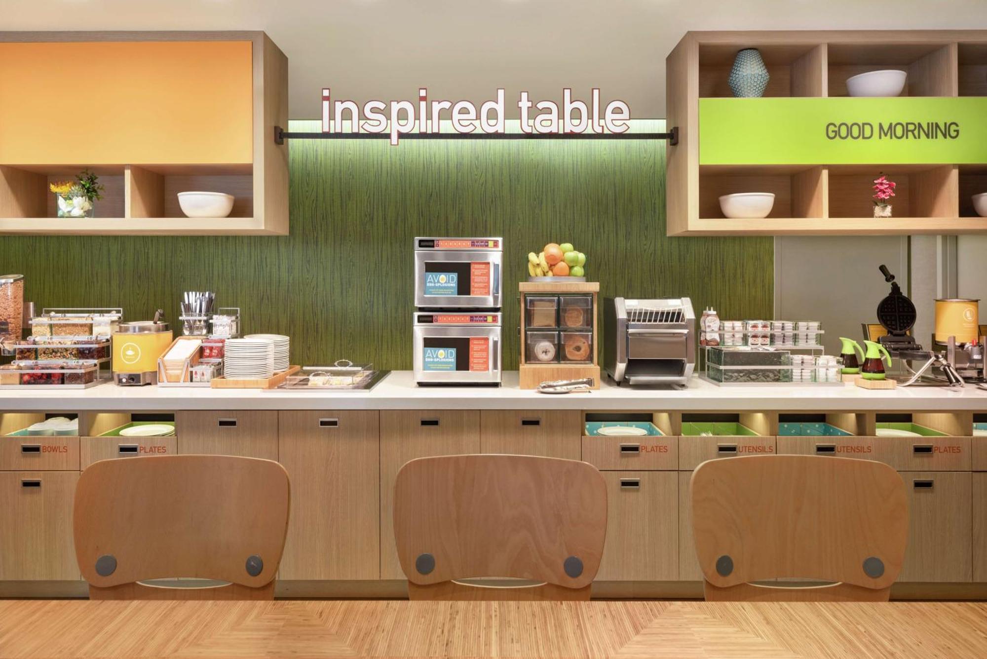 Home2 Suites By Hilton Μπίσμπαρκ Εξωτερικό φωτογραφία